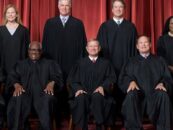 US Supreme Court Conserve avec un étudiant transgenre sur l'utilisation de la salle de bain pour l'instant