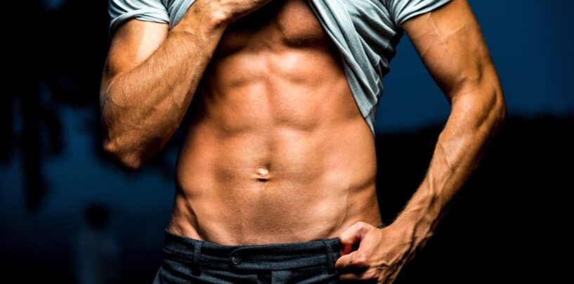 Les gays définissent la «ligne V» avec des photos sexy d'hommes presque nus qui vous feront baver