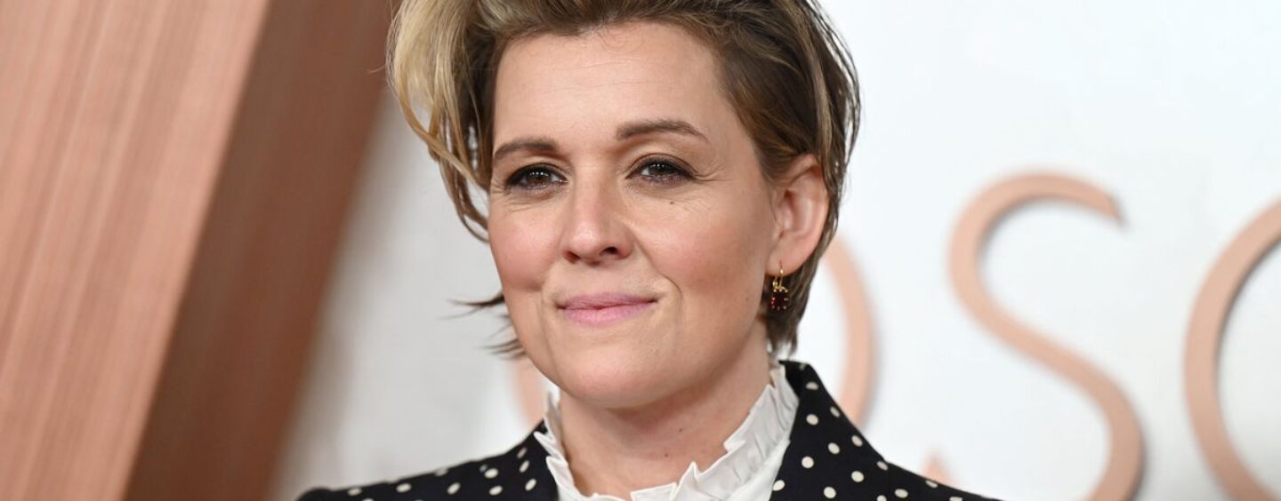 Brandi Carlile a repris une nuit de karaoké lesbienne et Sapphics en ligne