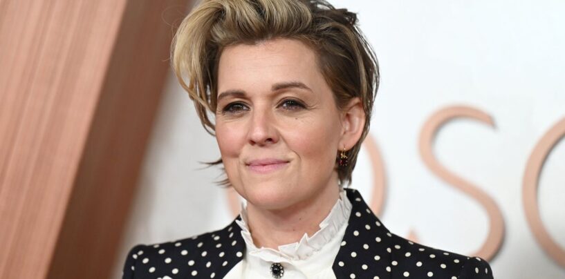Brandi Carlile a repris une nuit de karaoké lesbienne et Sapphics en ligne