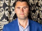 Qui était Charlie Kirk, le militant d'extrême droite tué mercredi?