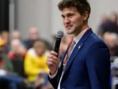 Certains gopers du Michigan veulent interdire le porno en ligne – plus des représentations de personnes trans ou traîner