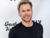 Chord Overstreet affirme qu'il a tourné un tournage inédit Playgirl Full frontal pendant Glee