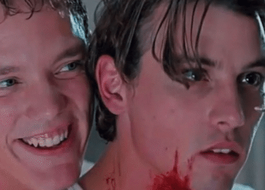 La star de 'Scream' appelle Billy & Stu 'les premiers maris de l'horreur' 'et les fans gays crient