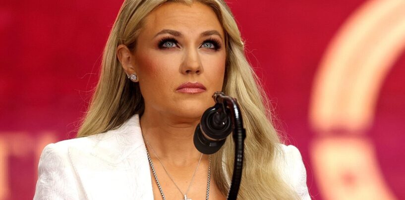 Où Turning Point USA Erika Kirk se tient sur les rôles de genre, le mariage et la maternité