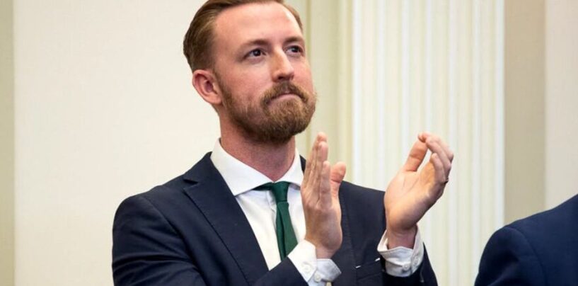 Les défenseurs et les éducateurs de l'Oklahoma célèbrent le surintendant de l'État Ryan Walters de la résignation comme un «moment pivot»