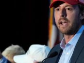 La chute du surintendant de l'État de l'Oklahoma, Ryan Walters, et les questions autour de sa démission