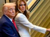 Les tristement célèbres manèges de l'escalier mécanique de Donald Trump révèlent un homme qui descend toujours, jamais