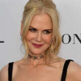 La théorie du complot saphique Nicole Kidman qui apporte de la joie aux lesbiennes partout, a expliqué