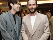 La scène du mamelon gay de Dylan O'Brien dans «Twinless» a officiellement cassé Internet