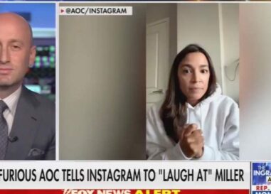 Regarder: Fox News a forcé Stephen Miller à regarder une vidéo d'AOC l'humiliant à la télévision en direct