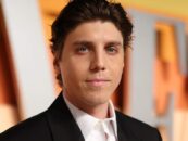 Lukas Gage parle d'abus sexuels, d'abandon et bien plus encore dans une nouvelle interview