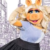 Magie en devenir : Miss Piggy se rend officiellement à Broadway
