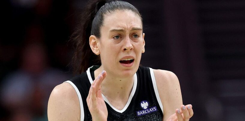 Les hommes parient sur les cycles menstruels des joueuses de la WNBA, c'est dingue