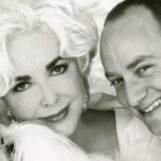 Un ami et collègue gay parle du travail d'Elizabeth Taylor sur le sida et de la façon dont elle a créé un espace sûr pour sortir