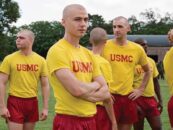 Boots : Comment l'histoire d'une Marine enfermée est devenue une série Netflix