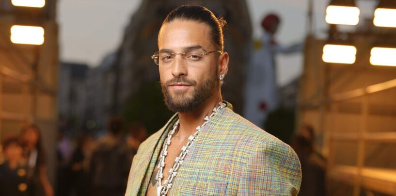 Maluma se déshabille avec juste une serviette dans un nouveau piège à soif sexy et les fans se déchaînent