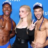 Kim Petras dénonce la censure et encourage les homosexuels à adopter une sexualité positive