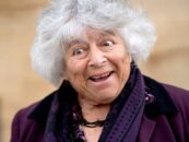 Miriam Margolyes de Harry Potter s'identifie comme étant « réveillée sans vergogne » comme une « gouine de gauche »