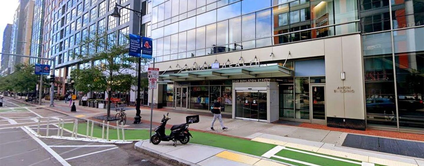 Fenway Health cesse de fournir des hormones et des bloqueurs de puberté aux patients trans de moins de 19 ans
