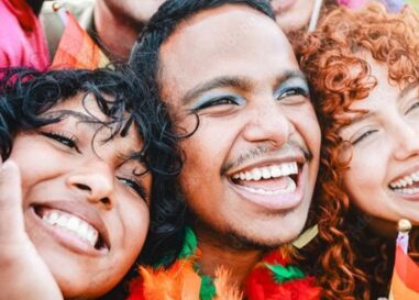 Plus d'un mois : donner la priorité à la santé LGBTQ+ tout au long de l'année