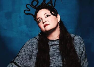 Le point de vue de Megan Stalter sur la sexualité de son personnage de « Hacks » a tellement de sens