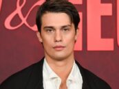 Nicholas Galitzine dégouline de sang sur une photo sexy torse nu pour un nouveau film