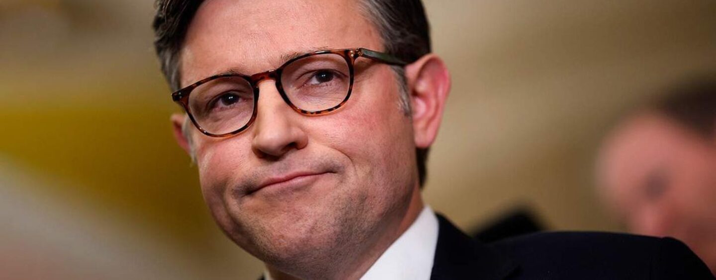 La personne qui dirige chaque jour un véritable rassemblement de « haine contre l’Amérique », c’est vous, Mike Johnson.