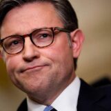 La personne qui dirige chaque jour un véritable rassemblement de « haine contre l’Amérique », c’est vous, Mike Johnson.