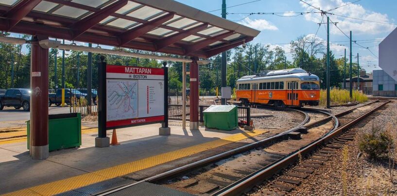 5 suspects inculpés à Boston pour avoir attaqué un couple gay avec une batte de baseball