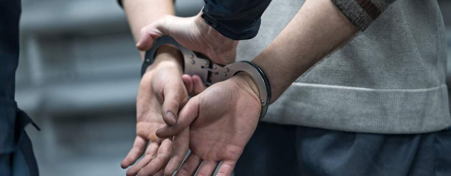 Un pasteur de l'Ohio qui a qualifié le fait d'être gay de « risque pour la santé » accusé de viol d'enfant et d'agressions sexuelles