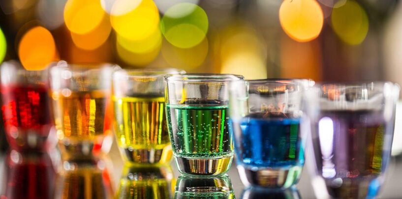 Un bar LGBTQ+ de l'Alabama a annoncé un spectacle de dragsters. Puis la ville a refusé son permis d'alcool