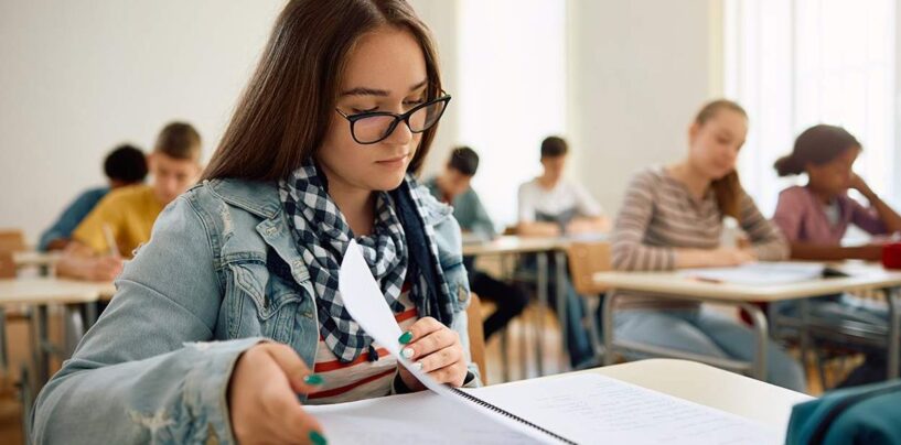 Un juge fédéral donne raison aux écoles publiques de 16 États qui ont refusé de se conformer à l'interdiction trans de Trump