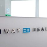 Une ligne doit être tracée : la lâcheté du fournisseur historique LGBTQ+ Fenway Health