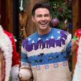 Rencontrez les hommes sexy qui bourrent nos bas dans Finding Mr. Christmas saison 2