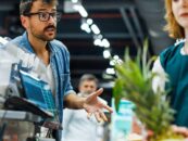 Le site Web de l'USDA attribue l'expiration des prestations SNAP aux personnes trans et aux immigrants en période de fermeture