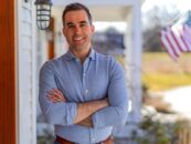 Un homme gay du Maine cherchant le siège de Susan Collins au Sénat dit qu'il n'achète pas l'histoire de rédemption de Graham Platner