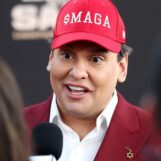 Voici comment George Santos a découvert que sa peine avait été commuée par Trump