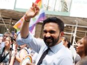 Zohran Mamdani, candidat à la mairie de New York, fait un arrêt surprise de sa campagne dans un bar gay à 1 heure du matin