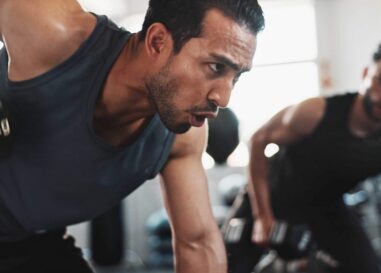 Ce gay est « tellement mauvais en drague » qu'Internet a dû venir à sa rescousse avec des conseils sexy