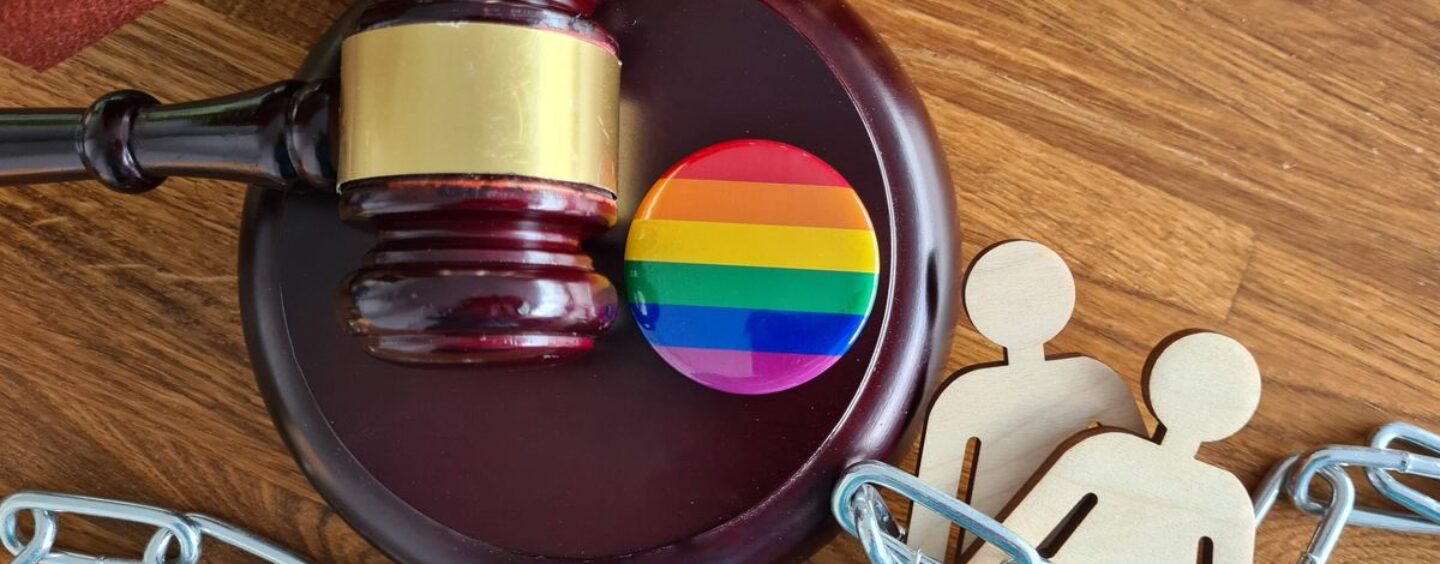 Les 10 États qui ont adopté le plus de lois anti-LGBTQ+ cette année – et comment les habitants ripostent