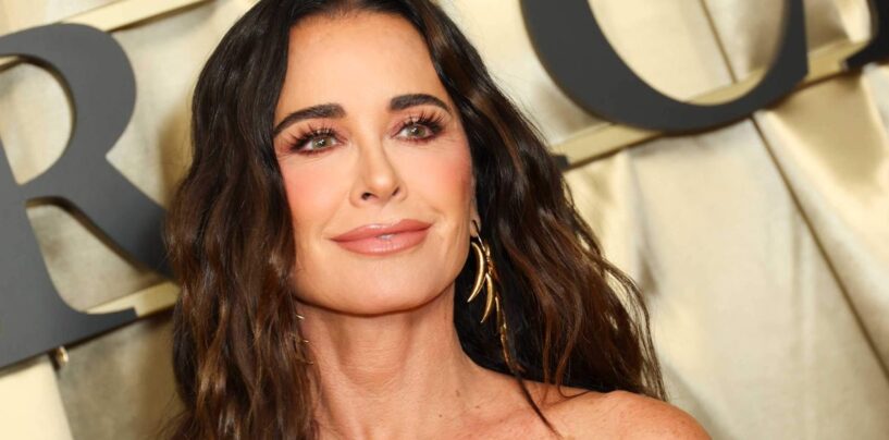 La star de Real Housewives, Kyle Richards, se révèle apparemment bisexuelle – ENFIN