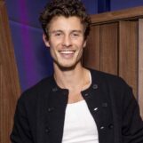 La nouvelle photo sexy torse nu de Shawn Mendes envoie les gays dans une frénésie