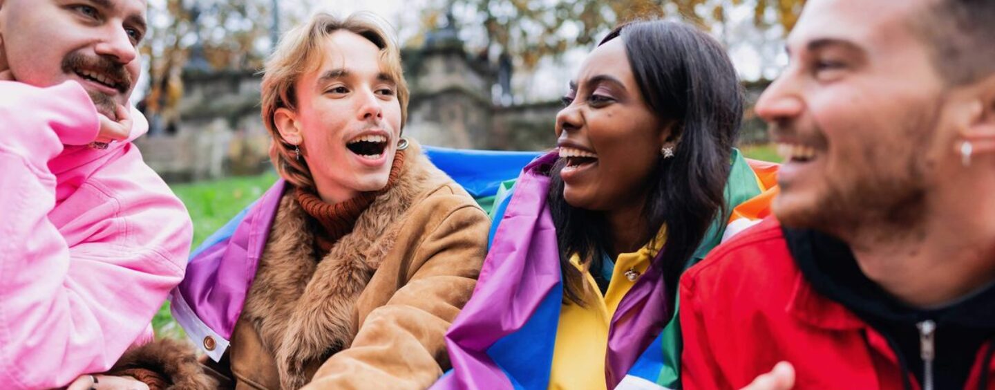 Les hétéros peuvent-ils être homosexuels ?