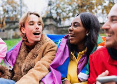 Les hétéros peuvent-ils être homosexuels ?