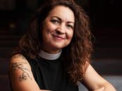 Rencontrez la pasteur lesbienne dont l'église a applaudi à l'interdiction des passages pour piétons arc-en-ciel au Texas