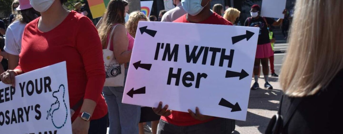 En fait, les hommes de la génération Z se soucient de l’avortement