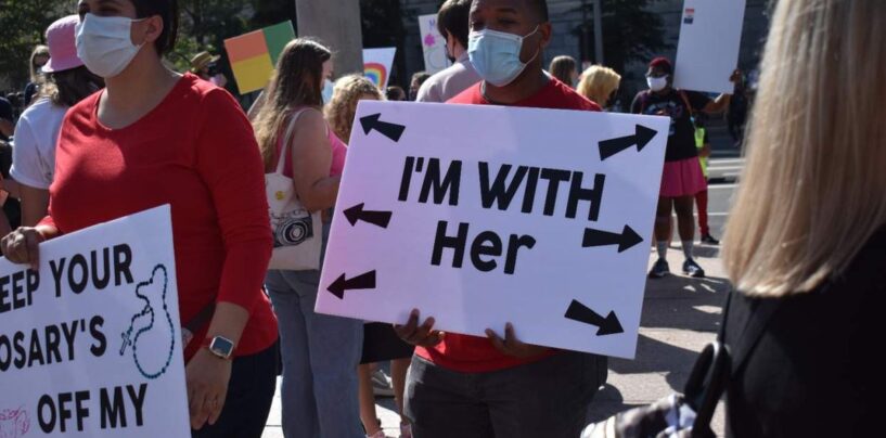 En fait, les hommes de la génération Z se soucient de l’avortement