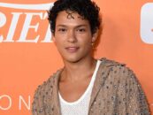 Omar Rudberg se lance en douceur avec des photos d'hôtel torse nu et les gays se déchaînent
