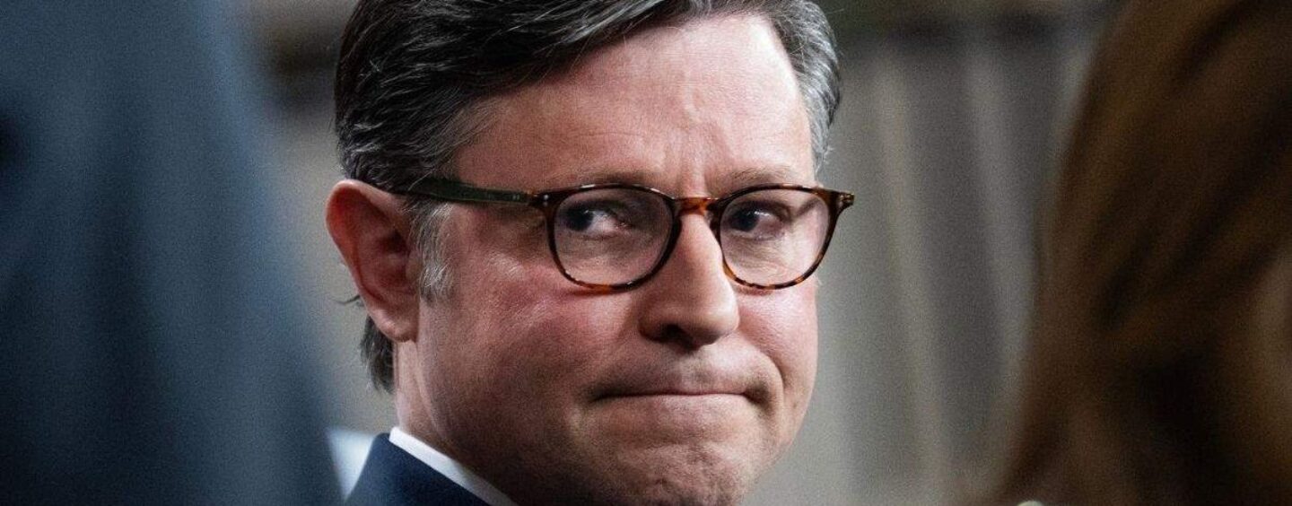 Plus de 200 législateurs exigent que le président Mike Johnson mette fin au discours déshumanisant anti-trans au Congrès